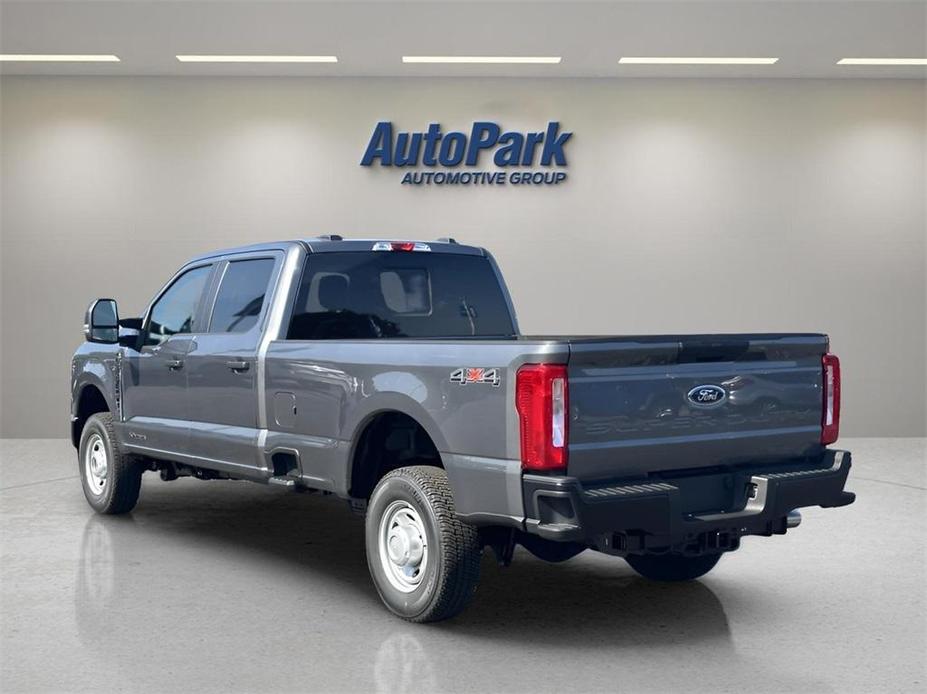 new 2024 Ford F-350 car, priced at $68,375