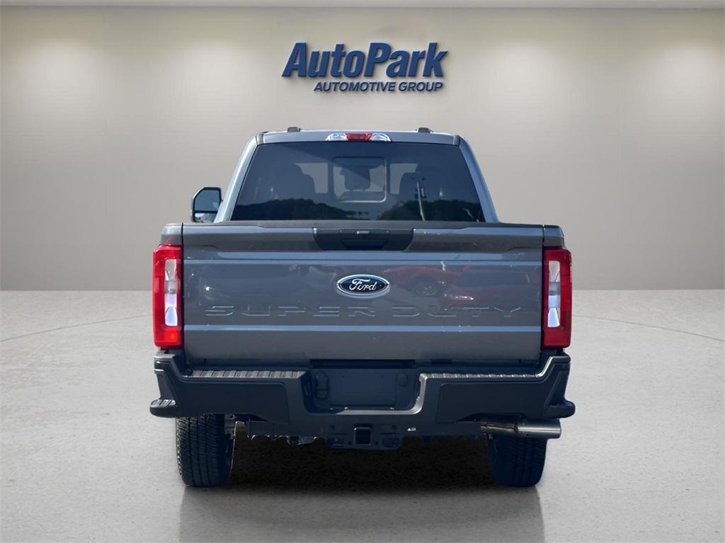 new 2024 Ford F-350 car, priced at $68,375