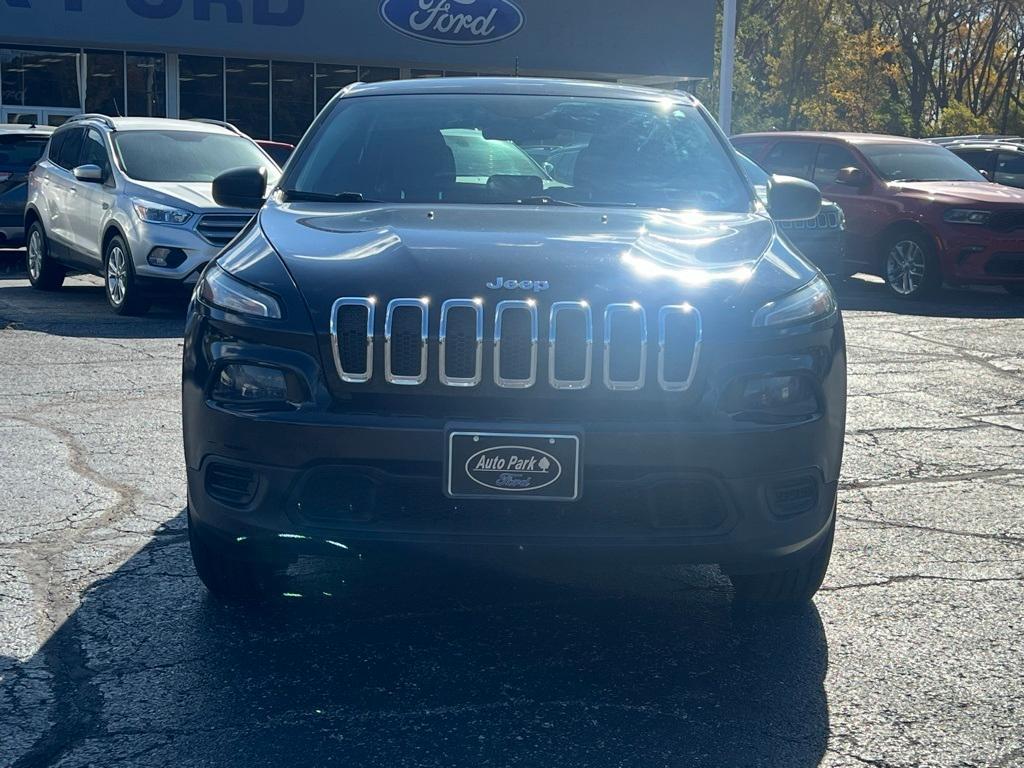used 2017 Jeep Cherokee car, priced at $13,178
