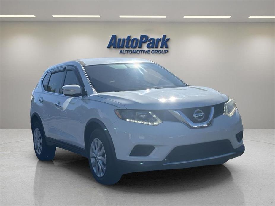 used 2015 Nissan Rogue car, priced at $10,497