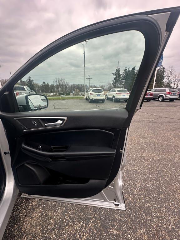 used 2018 Ford Edge car, priced at $12,995