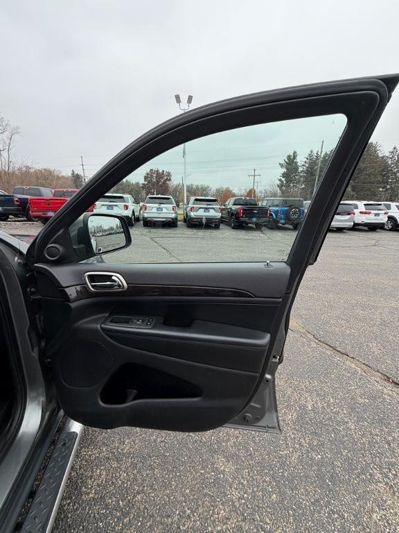 used 2013 Jeep Grand Cherokee car, priced at $6,995