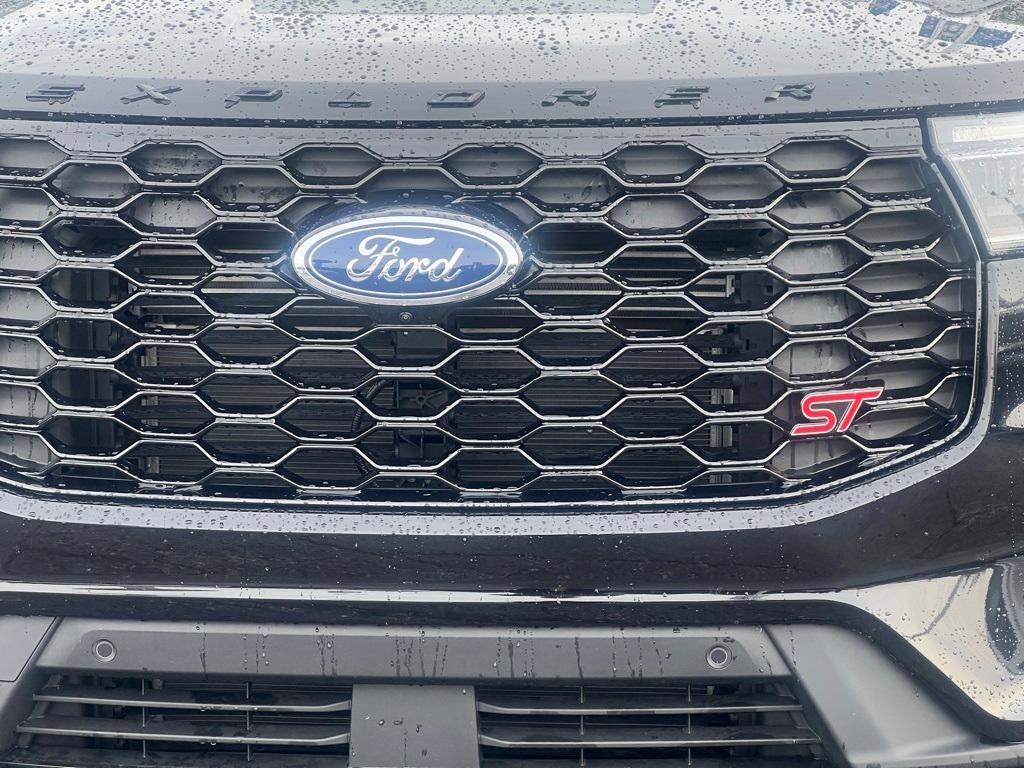 used 2025 Ford Explorer car, priced at $53,995
