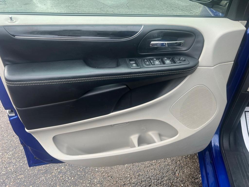 used 2020 Dodge Grand Caravan car, priced at $13,753