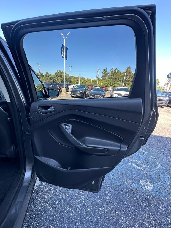used 2014 Ford Escape car, priced at $13,995