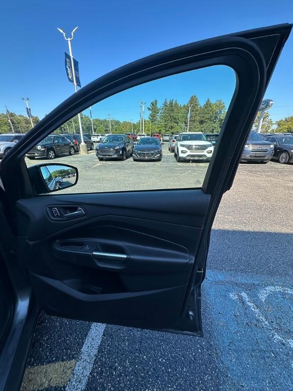 used 2014 Ford Escape car, priced at $13,995