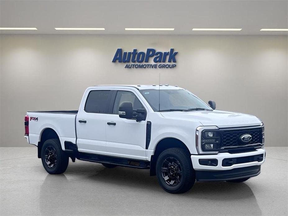 new 2024 Ford F-250 car, priced at $64,490