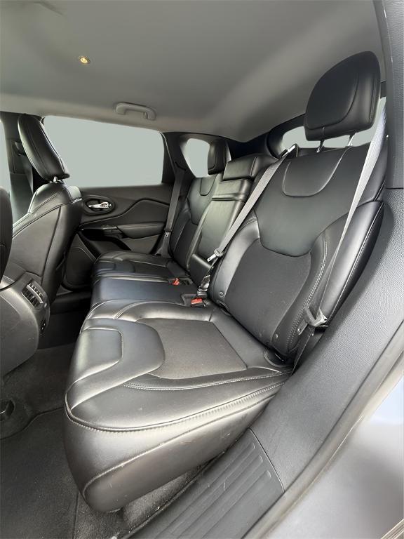 used 2019 Jeep Cherokee car, priced at $19,365