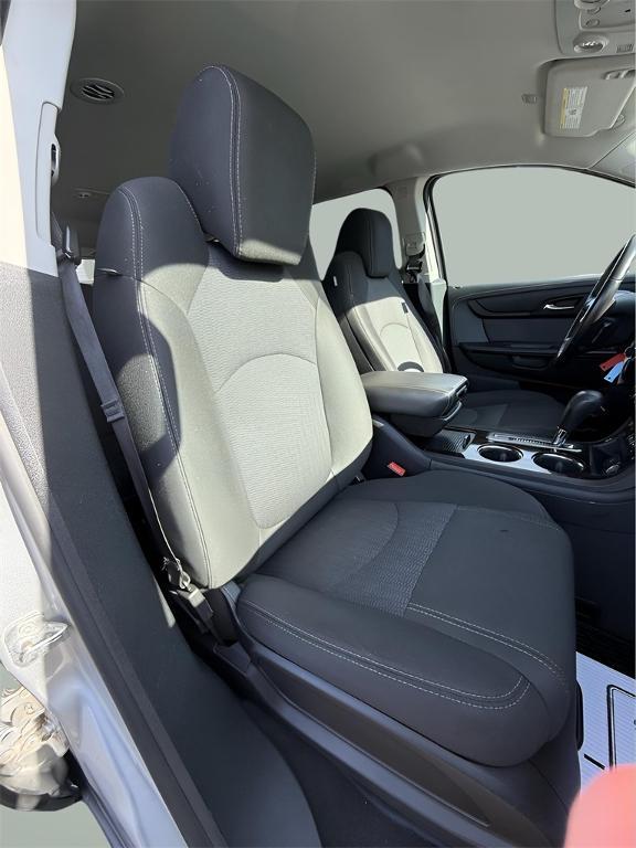 used 2017 Chevrolet Traverse car, priced at $11,000
