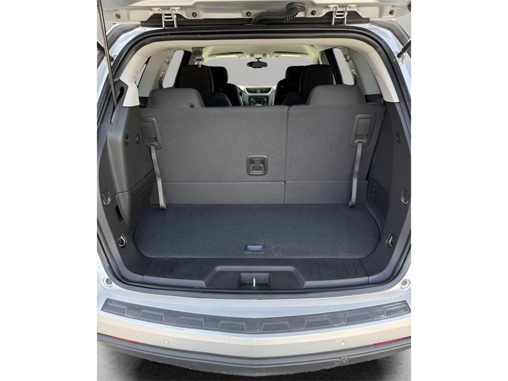 used 2017 Chevrolet Traverse car, priced at $11,000