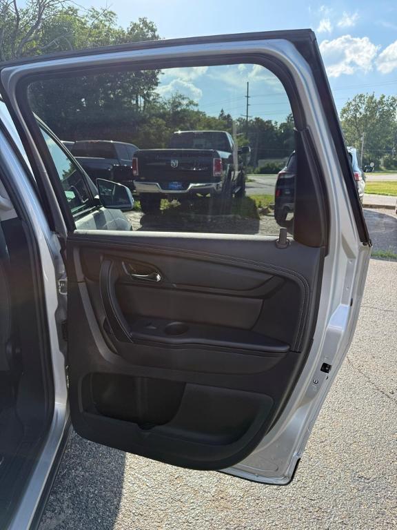 used 2017 Chevrolet Traverse car, priced at $11,000