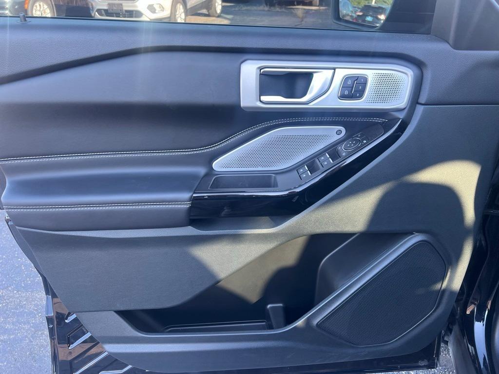 used 2023 Ford Explorer car, priced at $44,484