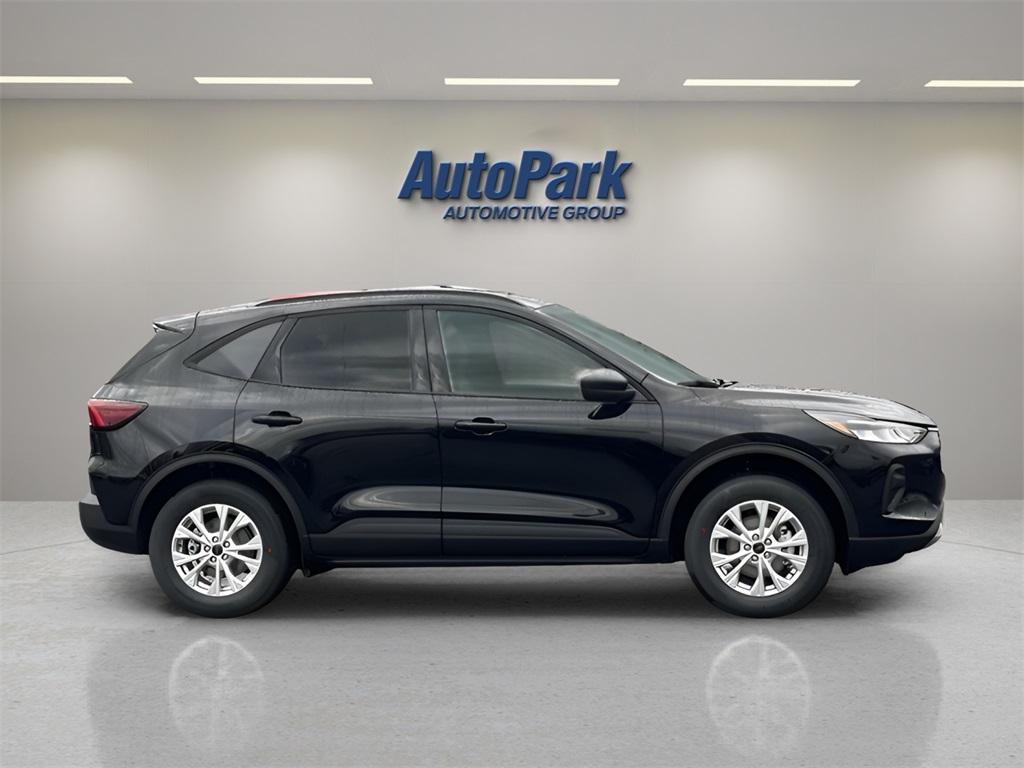 new 2025 Ford Escape car, priced at $37,355