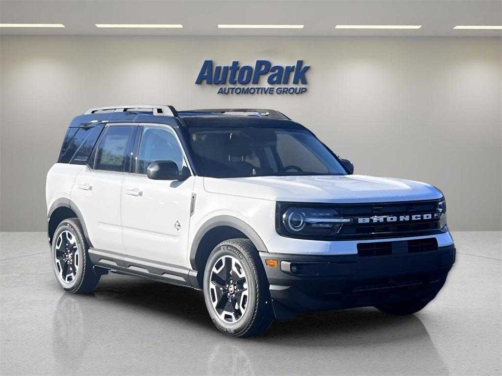 new 2024 Ford Bronco Sport car, priced at $39,195