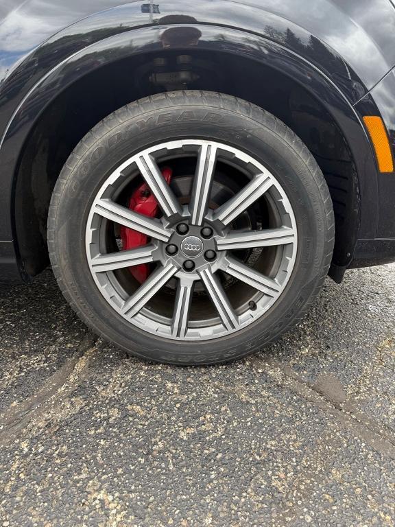 used 2017 Audi Q7 car, priced at $14,995