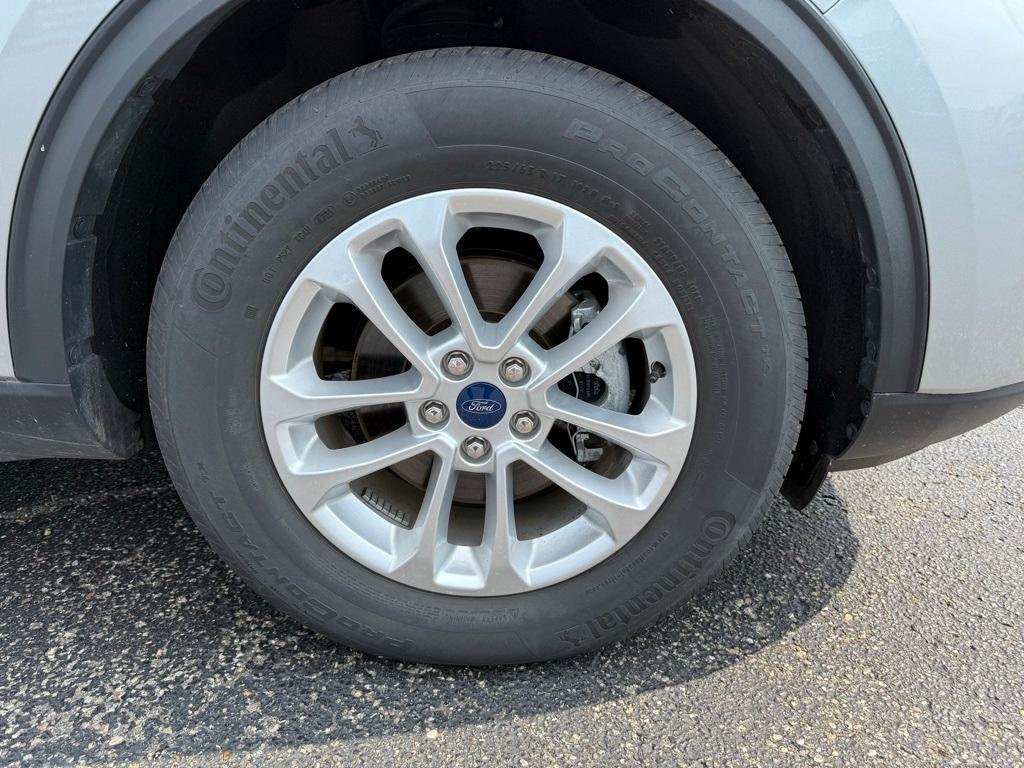 used 2022 Ford Escape car, priced at $21,995