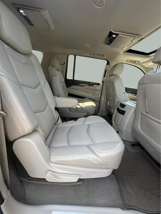 used 2015 Cadillac Escalade ESV car, priced at $22,500