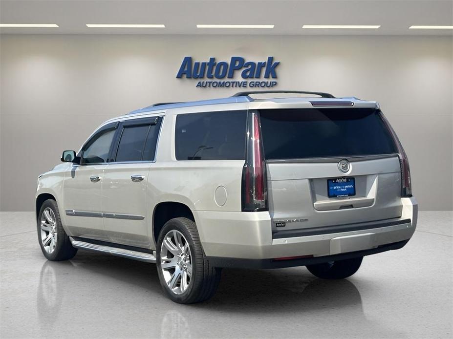 used 2015 Cadillac Escalade ESV car, priced at $22,500