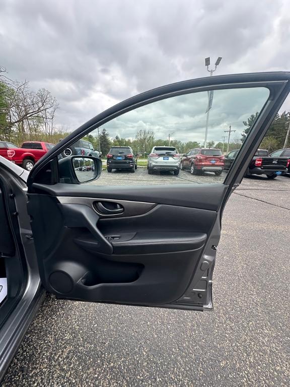 used 2021 Nissan Rogue Sport car, priced at $15,995
