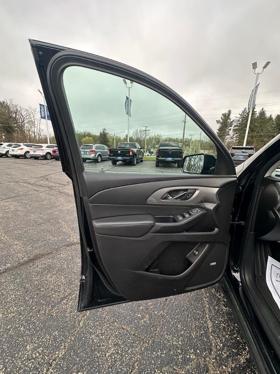 used 2019 Chevrolet Traverse car, priced at $26,995