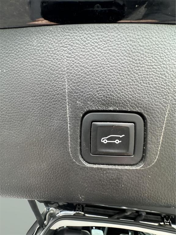 used 2019 Chevrolet Traverse car, priced at $26,995