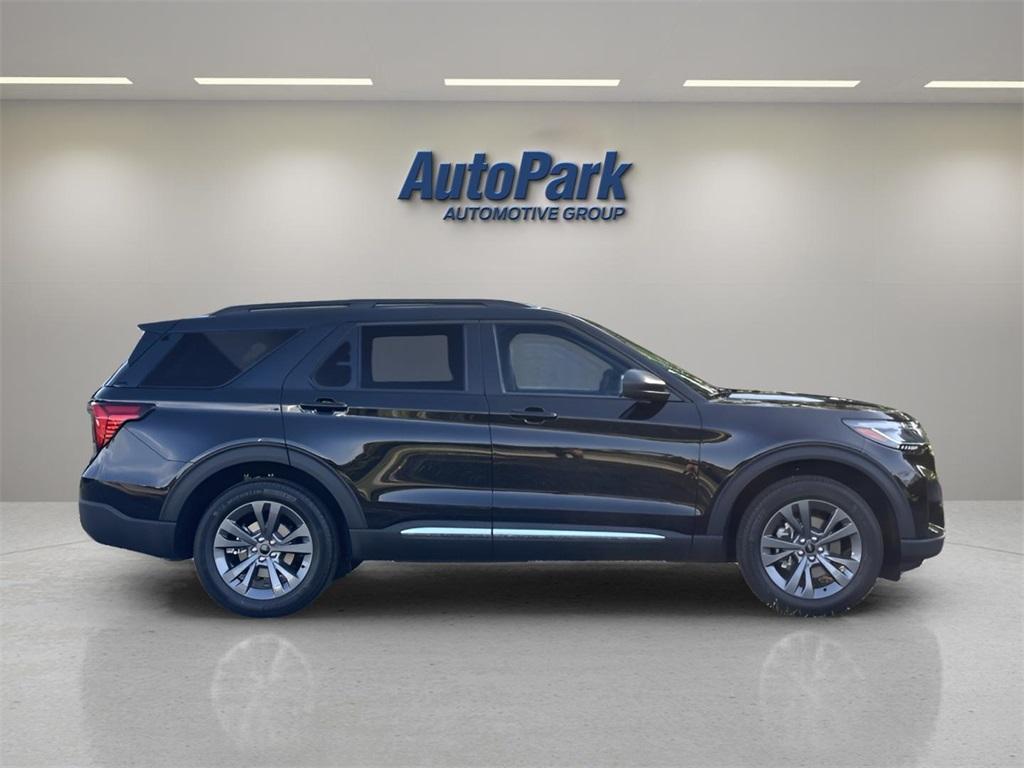 new 2025 Ford Explorer car, priced at $48,660