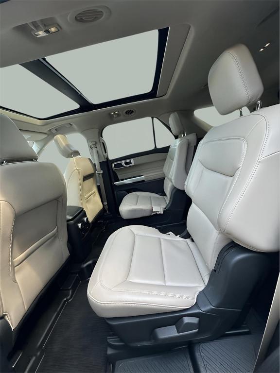 used 2022 Ford Explorer car, priced at $28,784