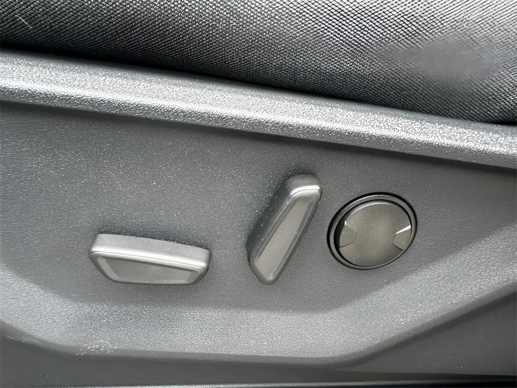 new 2025 Ford F-150 car, priced at $64,675