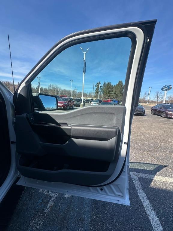 new 2025 Ford F-150 car, priced at $52,405