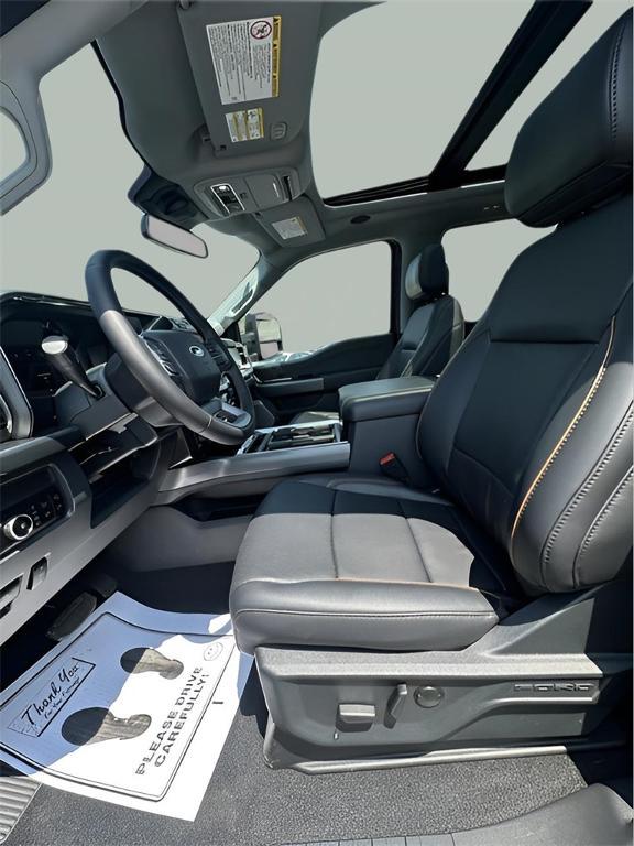 new 2025 Ford F-350 car