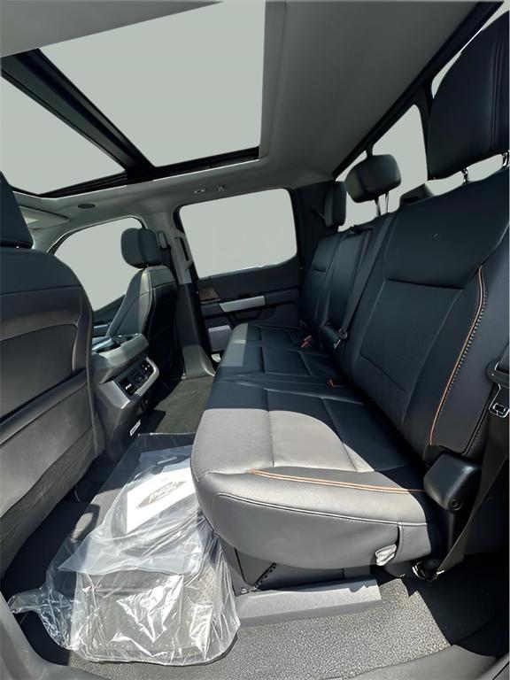 new 2025 Ford F-350 car