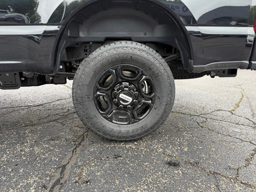 new 2025 Ford F-250 car, priced at $57,695