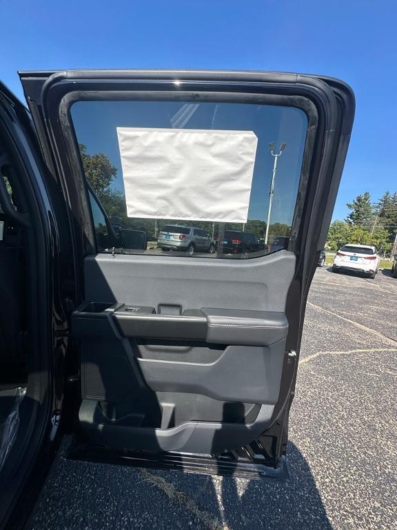 new 2025 Ford F-150 car, priced at $50,425