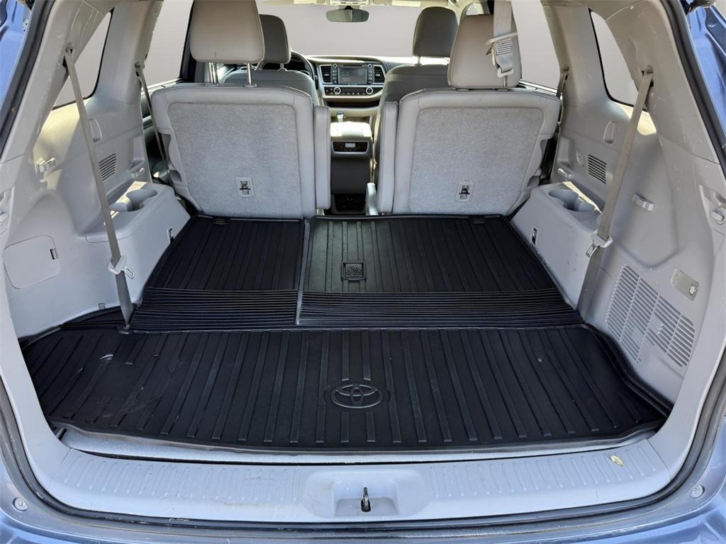 used 2018 Toyota Highlander car, priced at $17,500