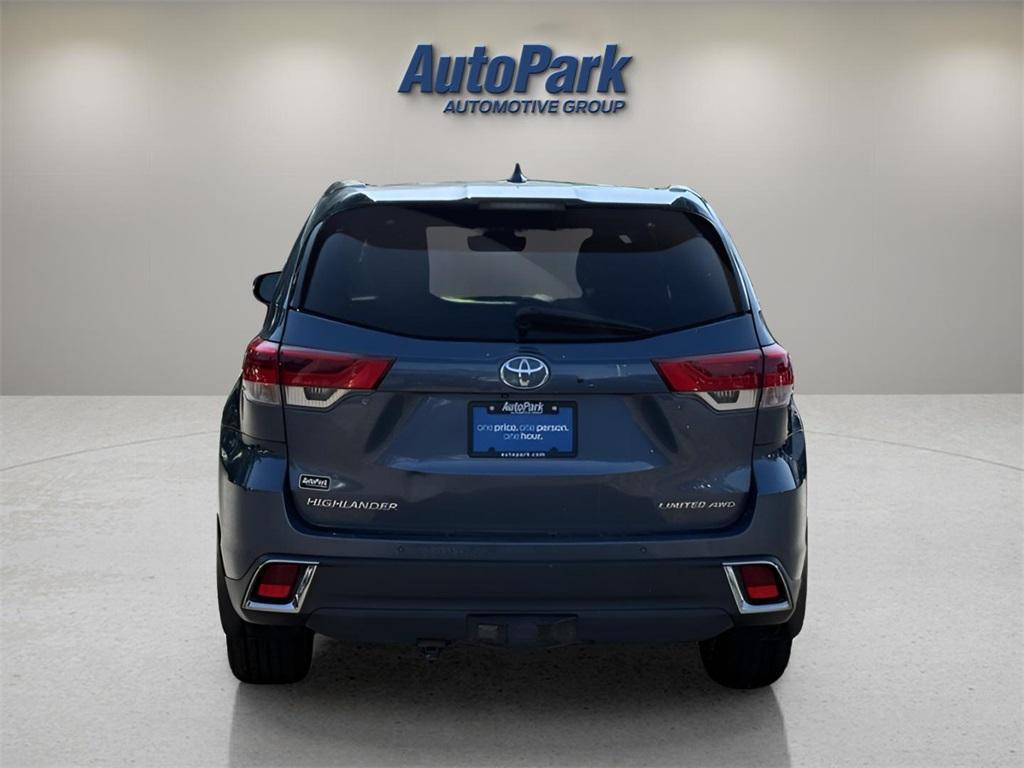 used 2018 Toyota Highlander car, priced at $17,500