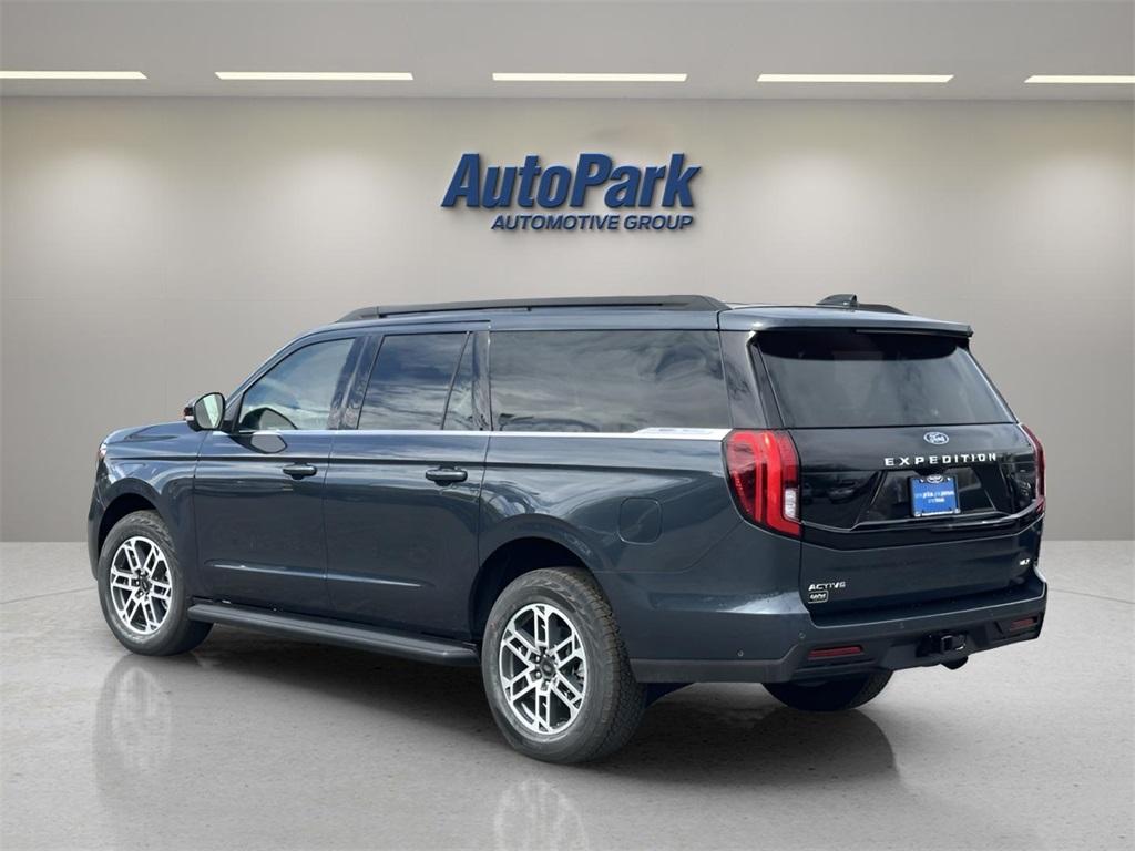 new 2025 Ford Expedition Max car, priced at $74,565