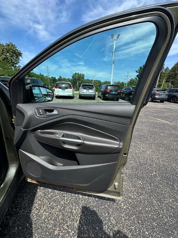 used 2014 Ford Escape car, priced at $7,500