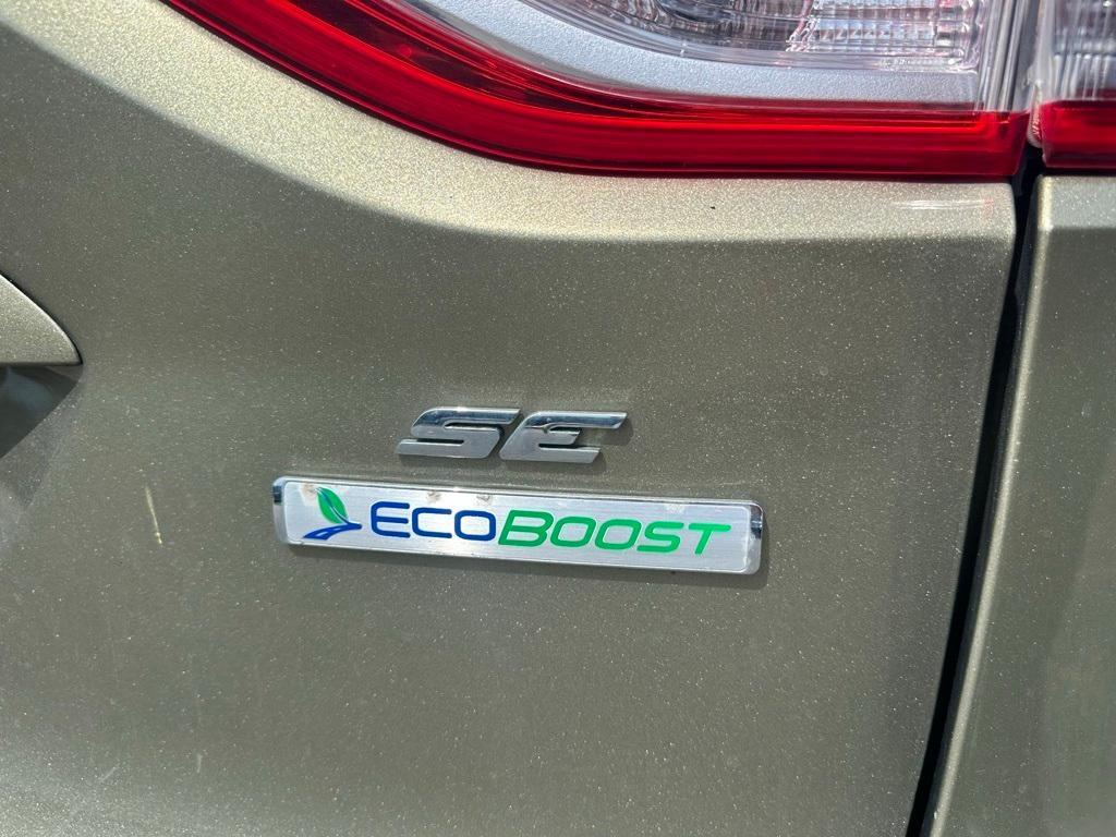 used 2014 Ford Escape car, priced at $7,500