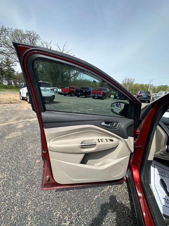 used 2016 Ford Escape car, priced at $9,995