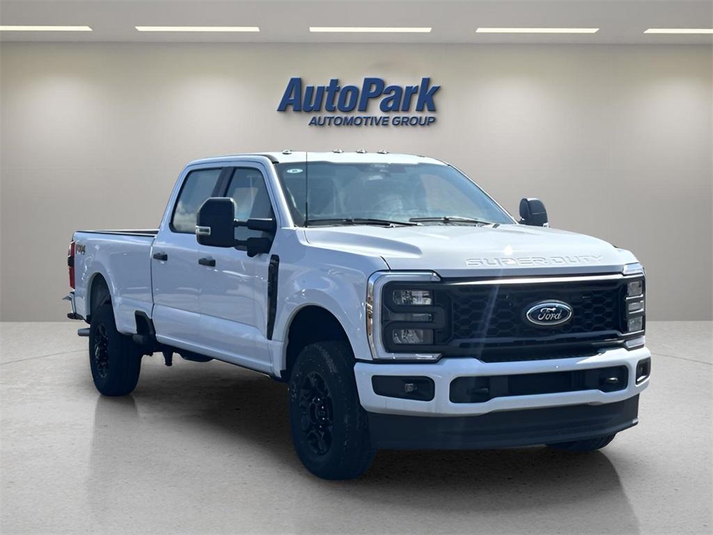 new 2024 Ford F-350 car, priced at $61,205