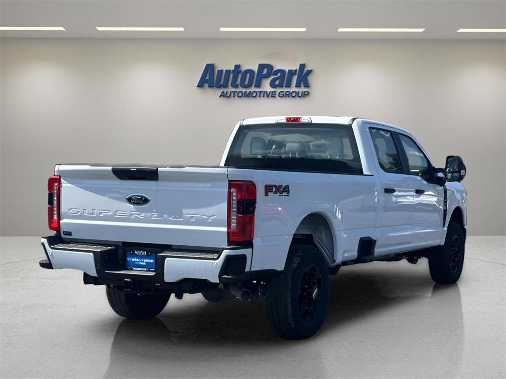 new 2024 Ford F-350 car, priced at $61,205