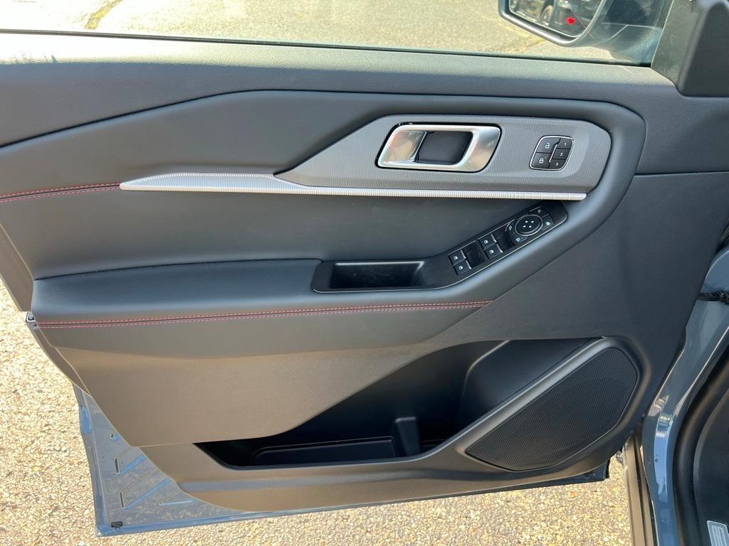 new 2025 Ford Explorer car, priced at $58,685
