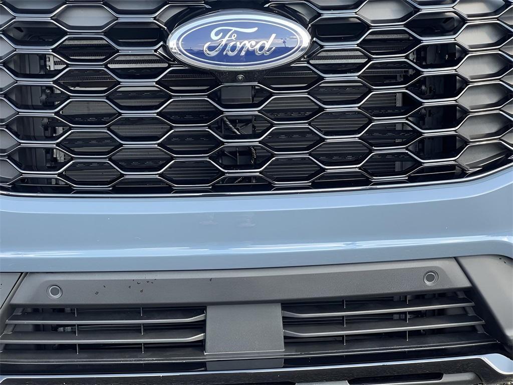new 2025 Ford Explorer car, priced at $58,685