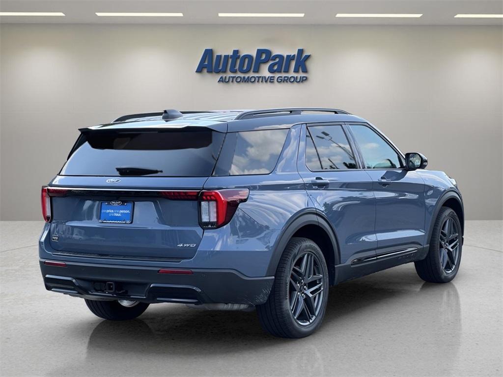 new 2025 Ford Explorer car, priced at $58,685