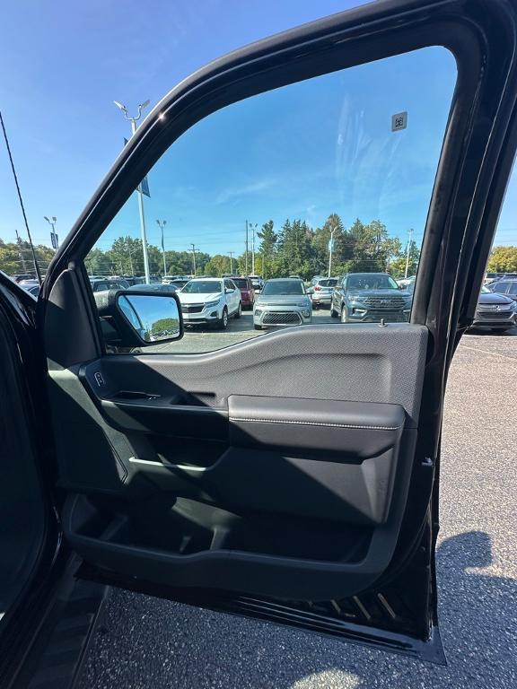 new 2025 Ford F-150 car, priced at $53,770