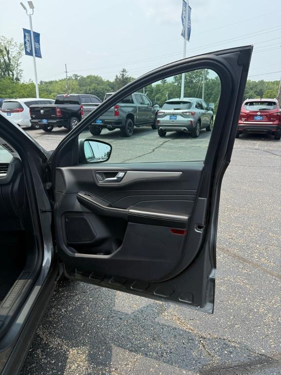 used 2022 Ford Escape car, priced at $21,860