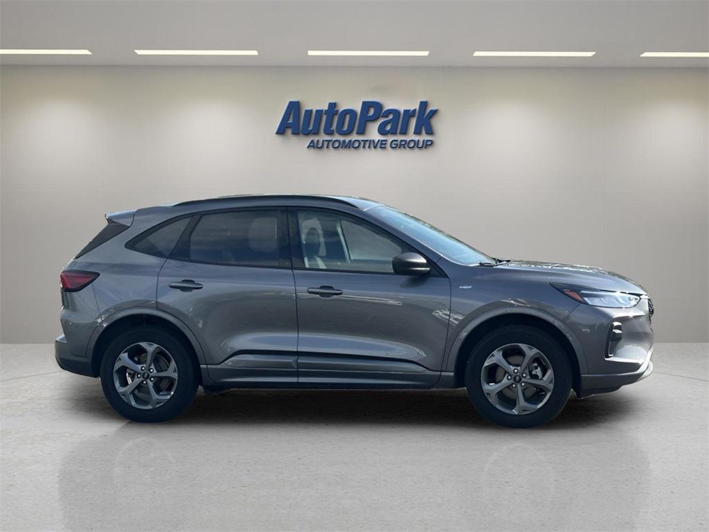 used 2024 Ford Escape car, priced at $24,995