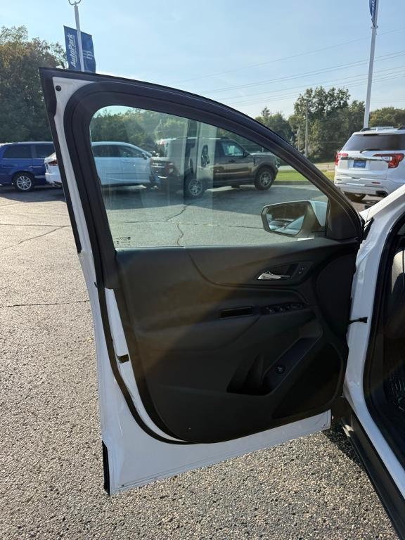 used 2024 Chevrolet Equinox car, priced at $24,267