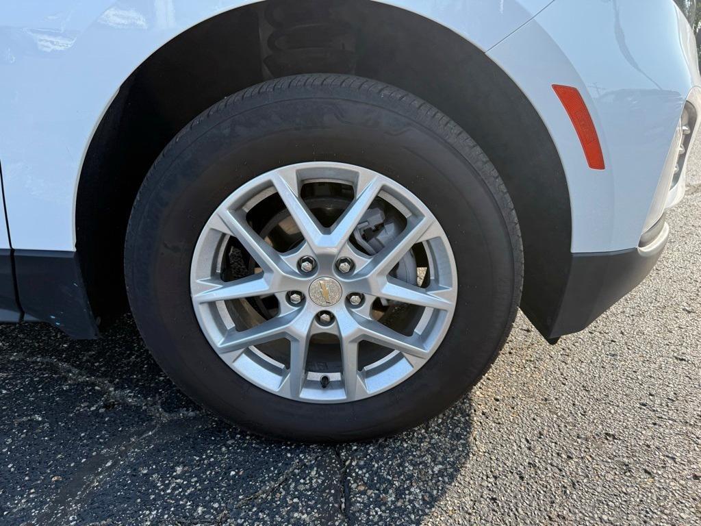 used 2024 Chevrolet Equinox car, priced at $24,267