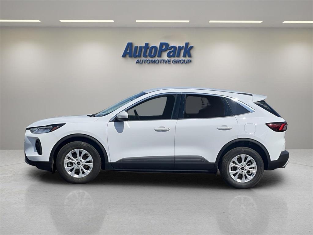 used 2023 Ford Escape car, priced at $24,995